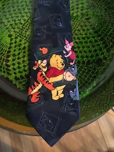 Corbata Winnie the Pooh and Friends Disney 100% poliéster - Imagen 1 de 8
