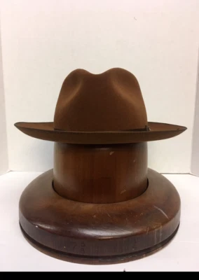 Stetson® Stratoliner Fedora Cognac Felt Hat With Free Hat Brush - Image 1 of 4
