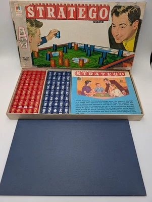 Stratego - Milton Bradley - Board Game #4916 - Vintage 1961 - Complete - Image 1 of 4