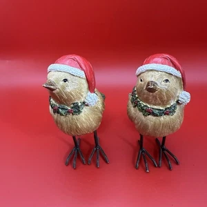 Navidad Pájaro Santa Gorra Resina Sentado Robin Pájaro Invierno Decoración Conjunto De Dos - Imagen 1 de 5