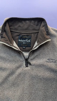 Weird Fish XL – beige Fleece-Sweatshirt, 1/4-Zip, Eco-Polyester, mit Logo - Bild 1 von 4