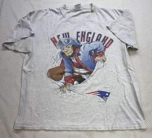 Vintage 1995 New England Patriots T-Shirt Pat Patriot League Leader Size Large - Picture 1 of 7