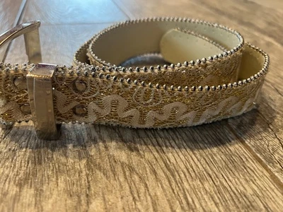 Золотой кружевной с заклепками украшенный модный ремень женщин официальный Pageant регулируемый - Изображение 1 из 4
