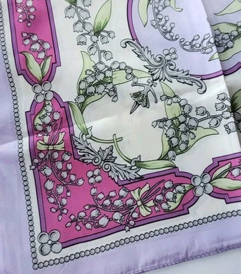 薰衣草紫色粉红色花卉时尚围巾仿丝绸 LILY OF THE VALLEY 35 — 第 1/4 张图片