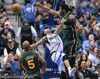 Foto autografiada 8x10 firmada por Derrick Favors Utah Jazz certificado de autenticidad LOM (PH3090) Foto 1 de 2