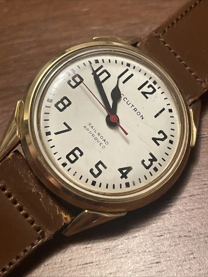 Reloj Accutron Railroad Vintage Caja Llena Oro 10k N2 Foto 1 de 4