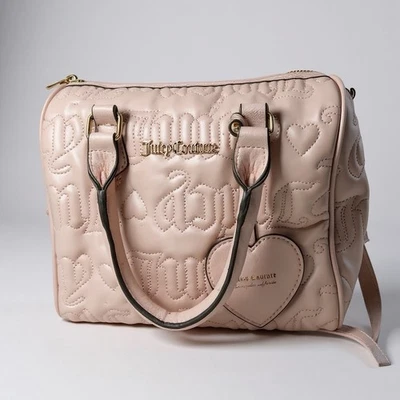 Bolso Juicy Couture Fame Rosa Acolchado Corazón Dije Y2K McBling Pop Coqueta Foto 1 de 4