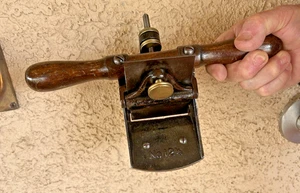STANLEY NO. 12-1/2 VENEER SCRAPER PLANE ROSEWOOD HANDLES & BOTTOM. - Picture 1 of 15