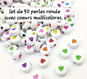 Lot de 50 perles cœur – Petits cœurs Multicolore fond blanc – 0,7 x 0,4 cm - Imagen 1 de 1