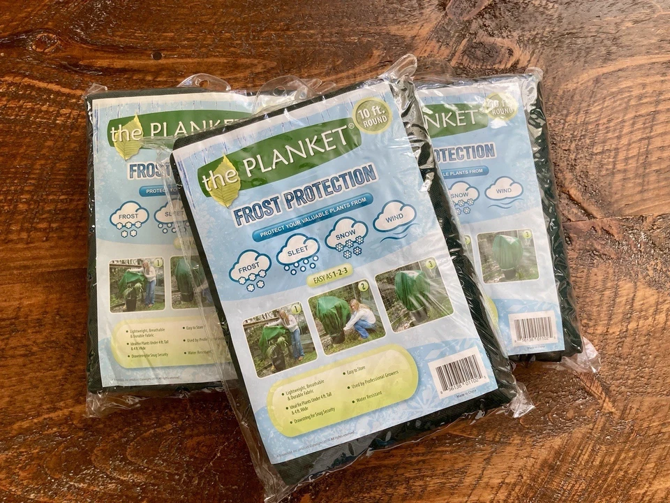 The Planket 10 Foot Round Frost Protection Blanket Plant Hedge Bush Nipp