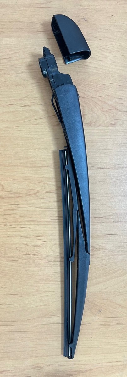 Genuine Toyota Wiper Blade Set For Sequoia 2001-2007 - Front & Rear 3-Blade U Hook