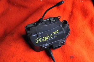 Renault Scenic 2 front right door lock - Picture 1 of 3