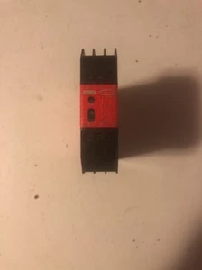 MÓDULO DE SEGURIDAD BANNER EM-F-7G retirado del equipo de trabajo envío gratuito - Imagen 1 de 6