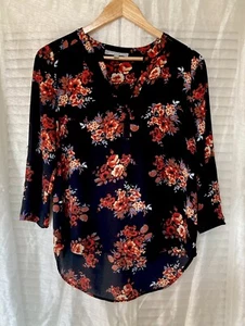 Daniel Rainn Women’s Blouse Size Small Petite Black Floral 3/4 Sleeve Top - Picture 1 of 12