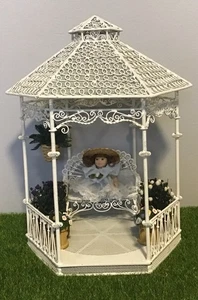 Dollhouse Vtg.  1:12 White Wire Wicker Gazebo & Settee w/ Girl Doll & Plants - Picture 1 of 16