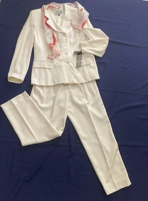 Le Suit 2 pc Pants Suit 10 Petite Vanilla Ivory Double Breasted Jacket Scarf vtg - Image 1 of 4