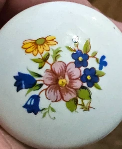 8 perillas de gabinete vintage de porcelana floral blanco - Imagen 1 de 5