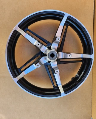 Llanta delantera Harley Davidson Duel Disc 19 x3,5 43300569 1212 Foto 1 de 4