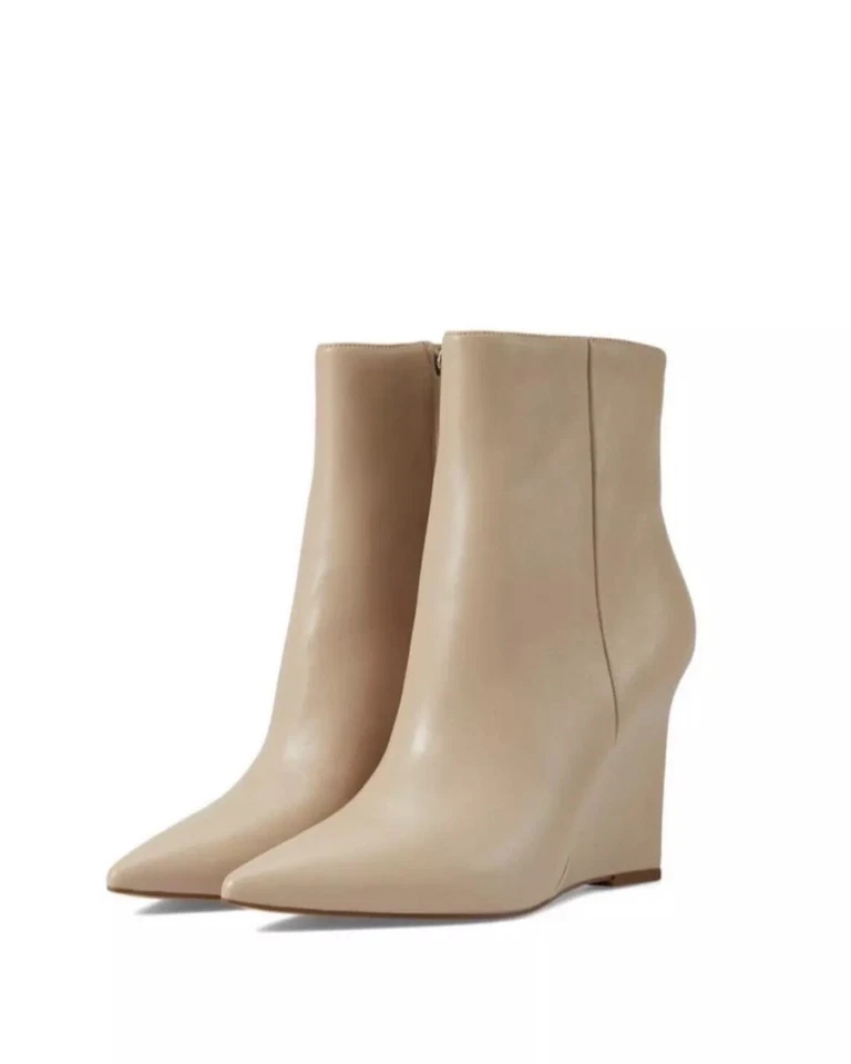 Botas de cuña Marc Fisher Dayna de cuero topo punta para mujer 8 minimalistas Foto 1 de 4