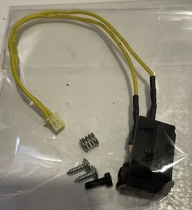 Tower T17039 T17076 Xpress Pro Air Fryer Spare Part - Micro Switch & Fittings - Picture 1 of 3