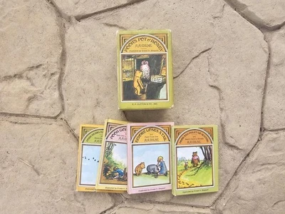 Winnie the Pooh AA Milne Miniature Book Set Pooh’s Pot O’ Honey 1968 Mini Books  Foto 1 de 4