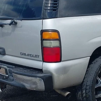 Chevrolet Suburban, Tahoe, Yukon : 2004, 2005, 2006, Right Passenger Tail Light - Image 1 of 4