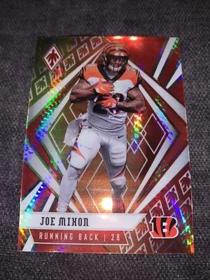 2020 Panini Phoenix Joe Mixon Fire Burst Card #39 - Image 1 of 2