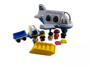 Chads Valley Flugzeug Flugzeug Spielset Jetfiguren Auto Sounds Lichter funktioniert komplett - Bild 1 von 12