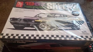AMT 1967 SHELBY GT-350 MODELO COCHE DE CARRERAS KIT plástico escala 1:25 Mustang AMT834 NUEVO - Imagen 1 de 2