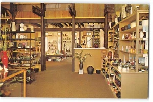 Postal Kellogg Studio Petoskey Michigan Esculturado Cerámica Tienda Interior - Imagen 1 de 2