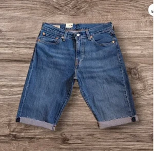 Pantalones cortos de mezclilla Levi's Premium 511 para hombre ajustados talla 32x11 Bermudas NUEVOS CON ETIQUETAS - Imagen 1 de 14
