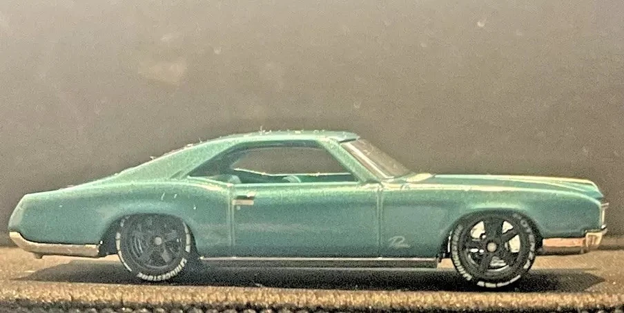 2025 Hot Wheels Nissan Skyline 2000GT-R LBWK ERROR PRINT ON CAR