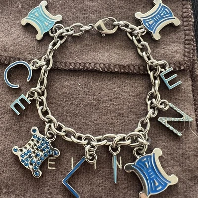 Pulsera Celine Triomphe Diamantes de Imitación Cadena Logo Plata Rara Auténtica de Japón YZ Foto 1 de 4