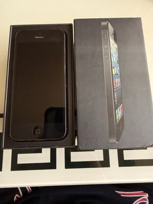 iPhone 5 16GB Genuine Black Box with Manuals and Stickers Excellent Condition - Image 1 of 4