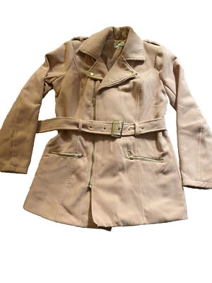 Charlotte Russe粉色系腰带豌豆大衣,中等尺寸 — 第 1/4 张图片