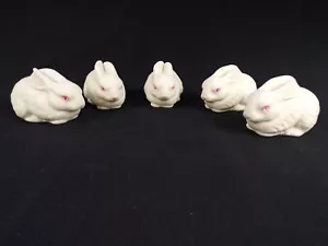 Fünf Vintage DEPT 56 Baby Hase Figuren Keramik creme mit rosa Perlenaugen C25 - Bild 1 von 9