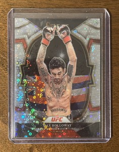 2023 Panini Select UFC Max Holloway Disco