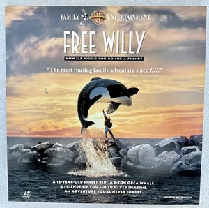 FREE WILLY – Widescreen Format - Laserdisc - Picture 1 of 3