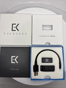 Military Grade EVERYKEY Universal Password Smart Key Encryption NIB NEW Security - Afbeelding 1 van 6