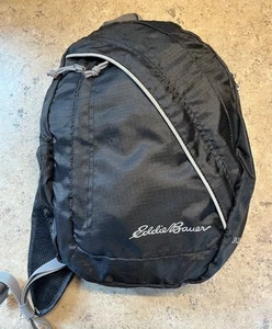 Eddie Bauer Black RIPPAC CRUISER Sling Backpack Messenger Bag Crossbody Zipper - Picture 1 of 18