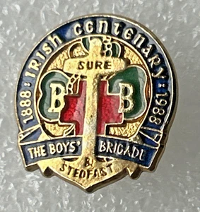 Boys Brigade Badge - Irish Centenary 1888-1988 - Ireland Enamel Lapel Badge - Foto 1 di 3