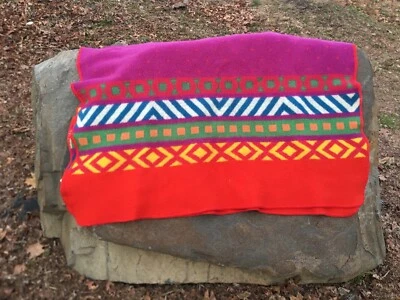 86” x 48” Vintage ’90s IKEA WOOL BLANKET Made In Italy SMOKE FREE Nice Condition - Image 1 of 4