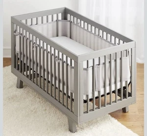 Universal atmungsaktive Babybetteinlage für Lattenrostbetten weich, bequem grau - Bild 1 von 8