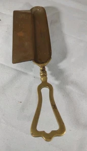 Vintage Art Deco Solid Brass Crumb Catcher Dust Pan Silent Butler Victorian - Picture 1 of 8