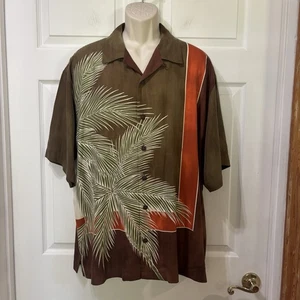 Tommy Bahama Shirt Mens L Large 100% Silk Palm Tree Camp Hualalai Hawaiian Beach - Picture 1 of 9