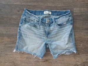 BKE Stella Shorts Women's 28 Low Rise Blue Denim Distressed Pockets - Picture 1 of 4