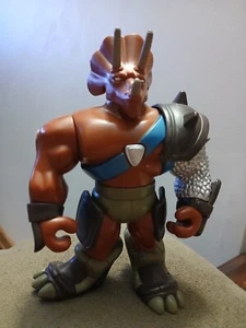Teenage Mutant Ninja Turtles Traximus Tmnt Battle Nexus Tricerton dinosauro - Foto 1 di 4