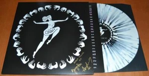 Various - Girls Against - 2018 Signed Numbered Black / White Splatter Vinyl LP - Imagen 1 de 8