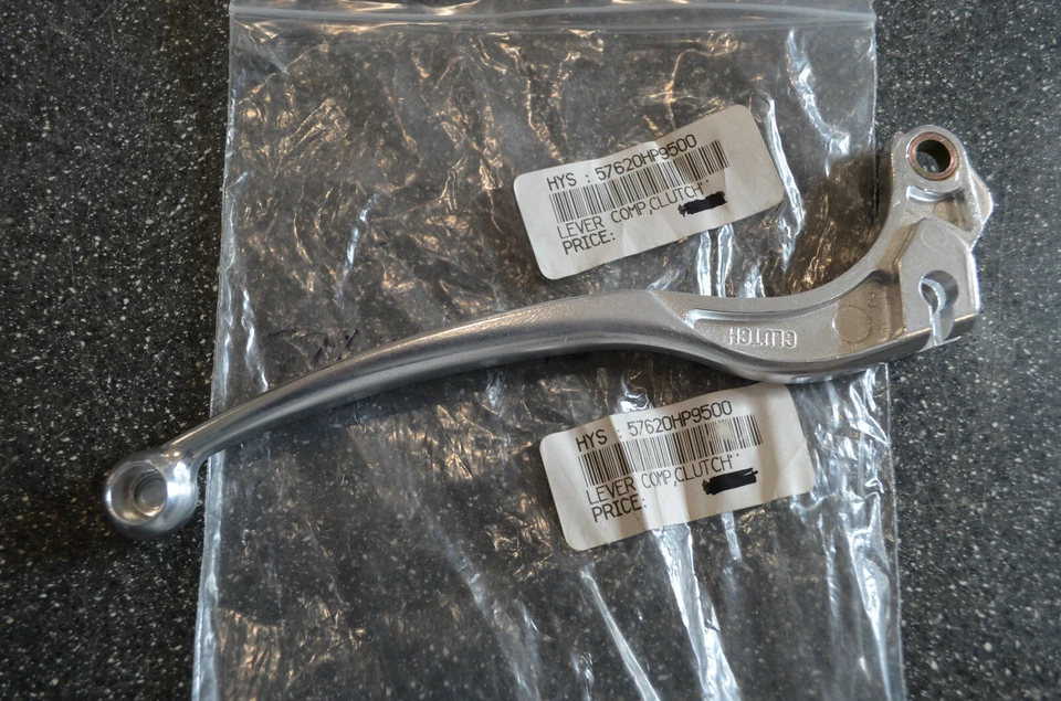 Palanca de embrague OEM HYOSUNG #57620HP9500 GV650 UM V2C  Foto 1 de 1