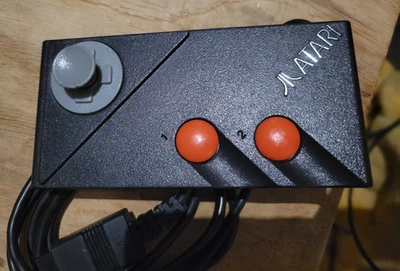 Atari 7800 & Atari 8 bit computer geniune controller -DB9 connector- with stick - Image 1 of 3